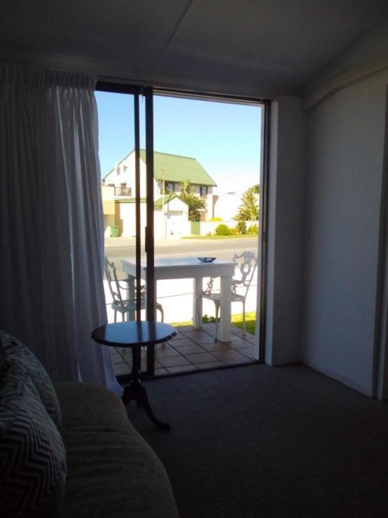 Breeze Inn Guesthouse Kiddʼs Beach 部屋 写真