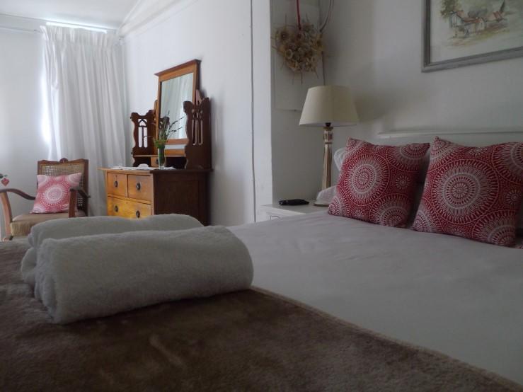 Breeze Inn Guesthouse Kiddʼs Beach エクステリア 写真