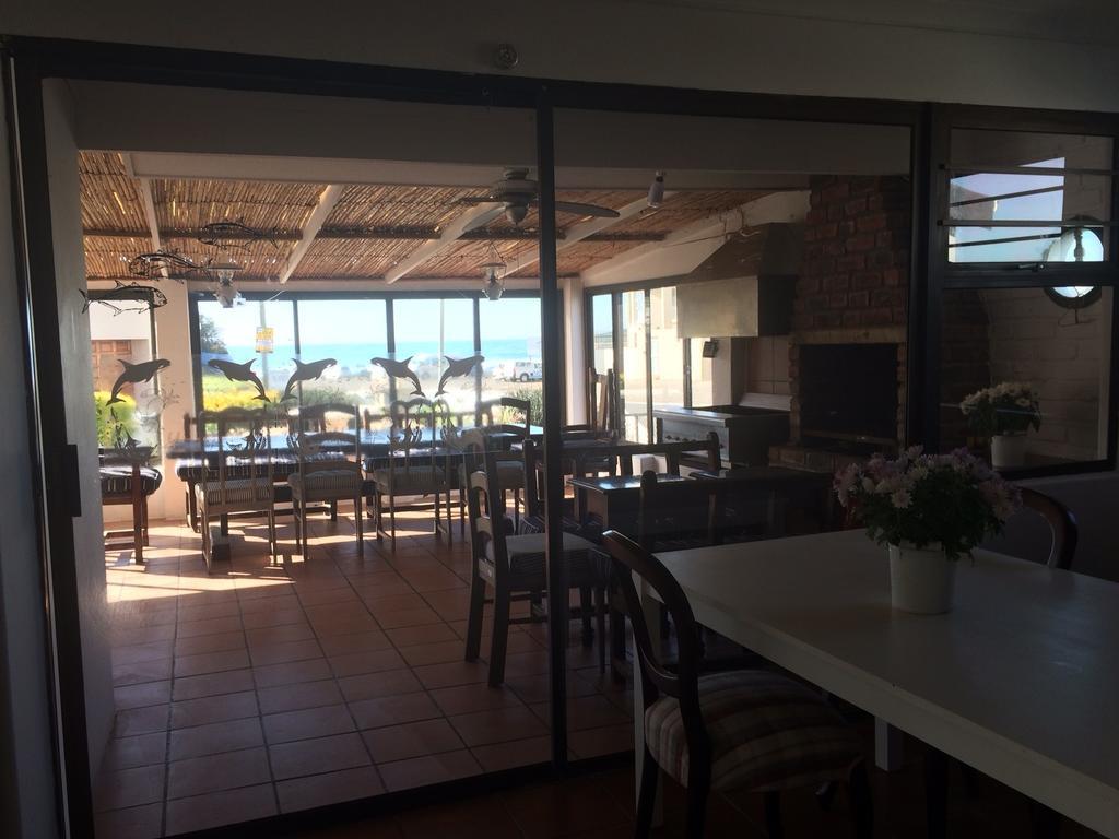 Breeze Inn Guesthouse Kiddʼs Beach エクステリア 写真