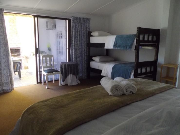 Breeze Inn Guesthouse Kiddʼs Beach エクステリア 写真