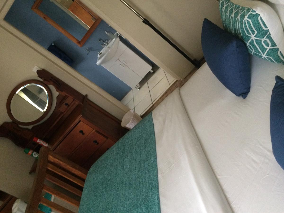 Breeze Inn Guesthouse Kiddʼs Beach 部屋 写真